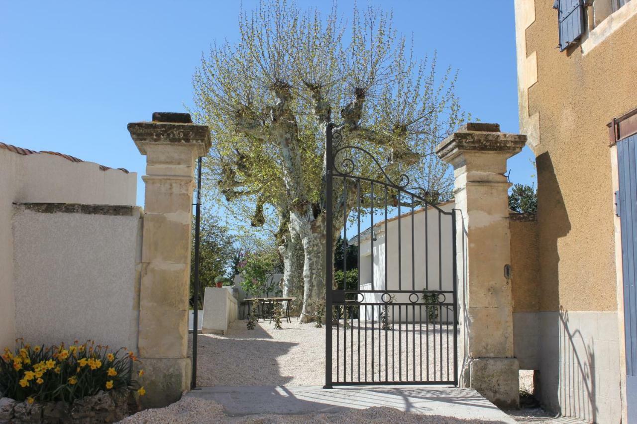 Saint-Julien-de-PeyrolasDomaine Forvent住宿加早餐旅馆 外观 照片