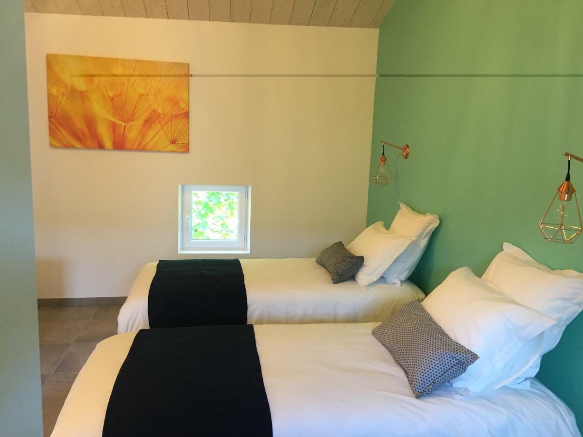 Saint-Julien-de-PeyrolasDomaine Forvent住宿加早餐旅馆 外观 照片